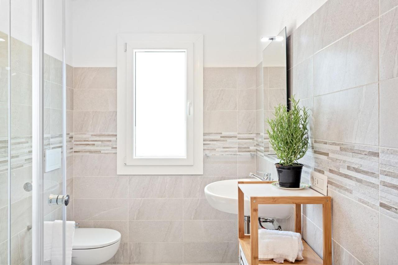 Sardegna E - New Rooms ออลเบีย ภายนอก รูปภาพ