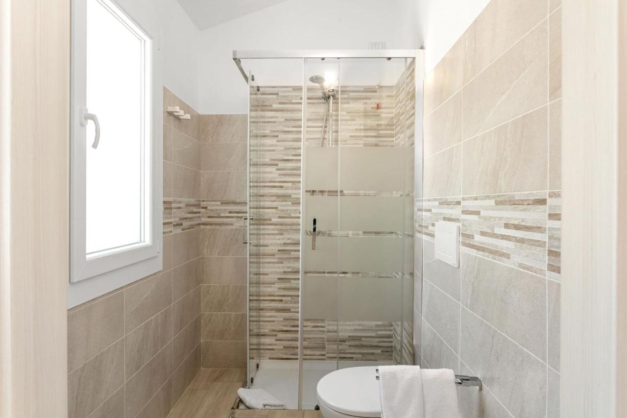 Sardegna E - New Rooms ออลเบีย ภายนอก รูปภาพ
